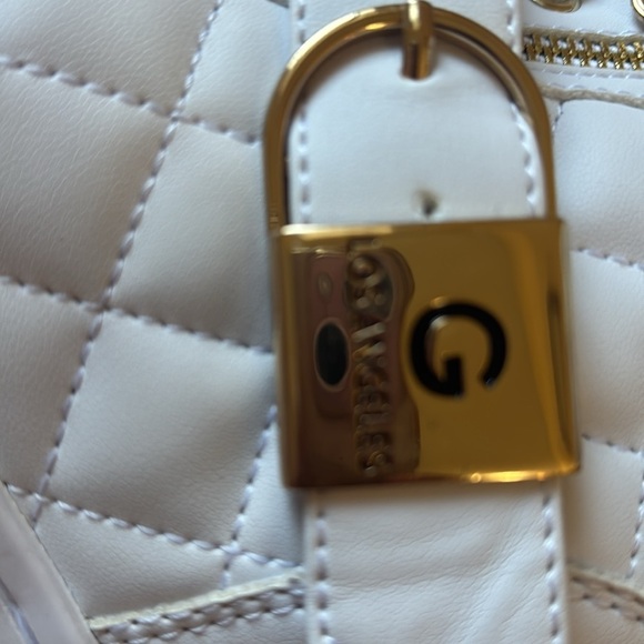GBG Los Angeles White Quilted Sneakers with Gold Accents - Picture 9 of 13